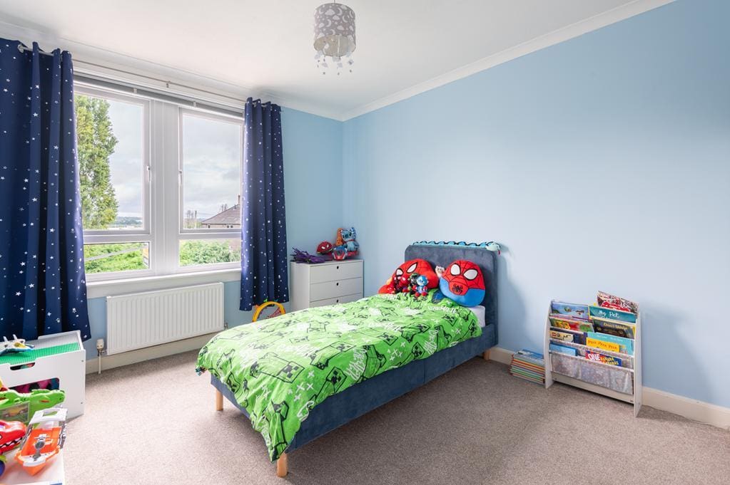 CUP1498SEG BEDROOM 1.jpg