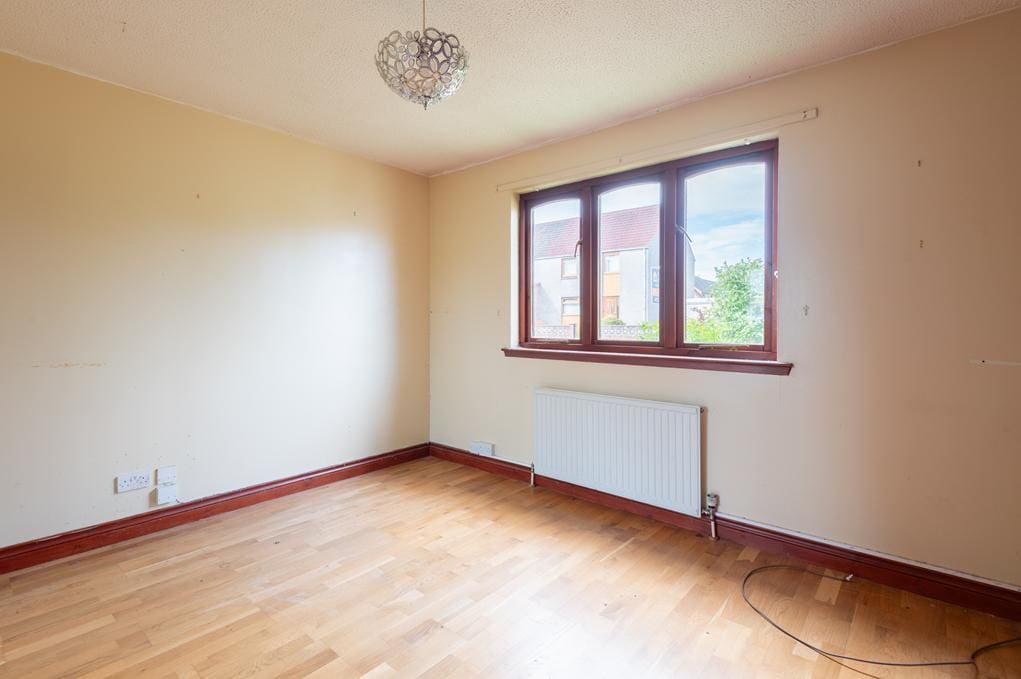 CUP1484SEG BEDROOM 1.jpg