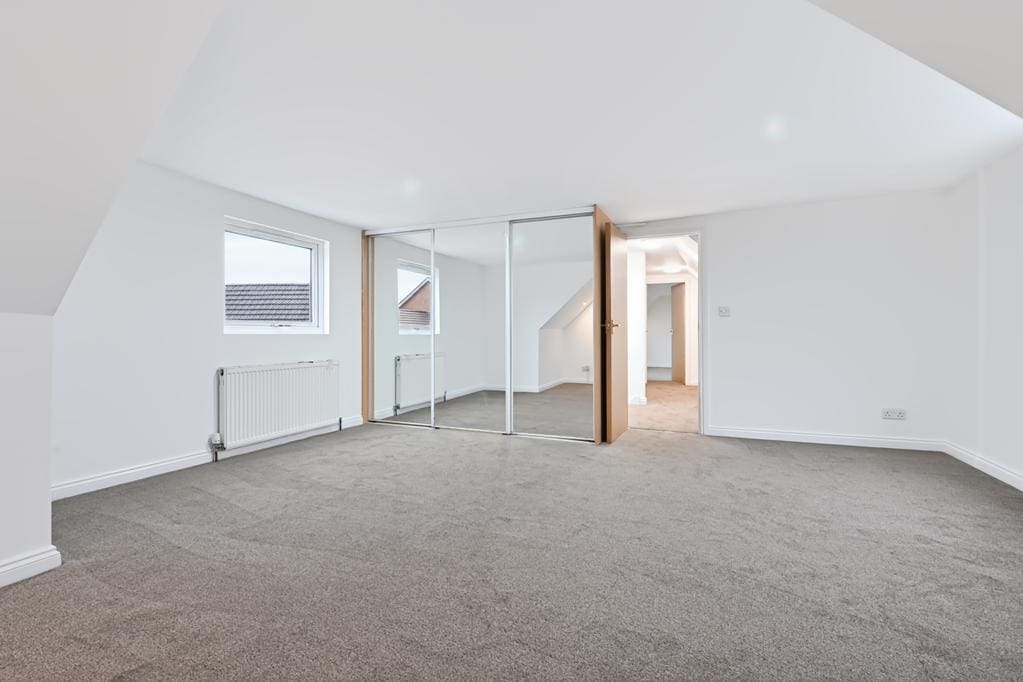 LEV1496PEM 2ND RECEPTION ROOM AGAIN.jpg