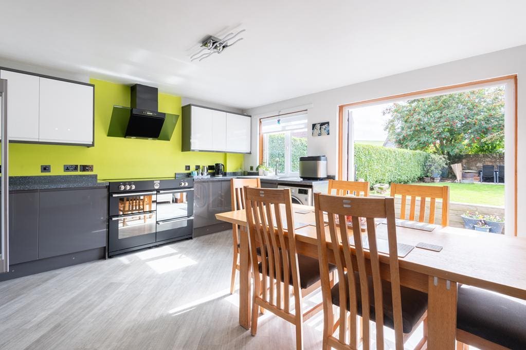 CUP1501SEG DINING KITCHEN.jpg