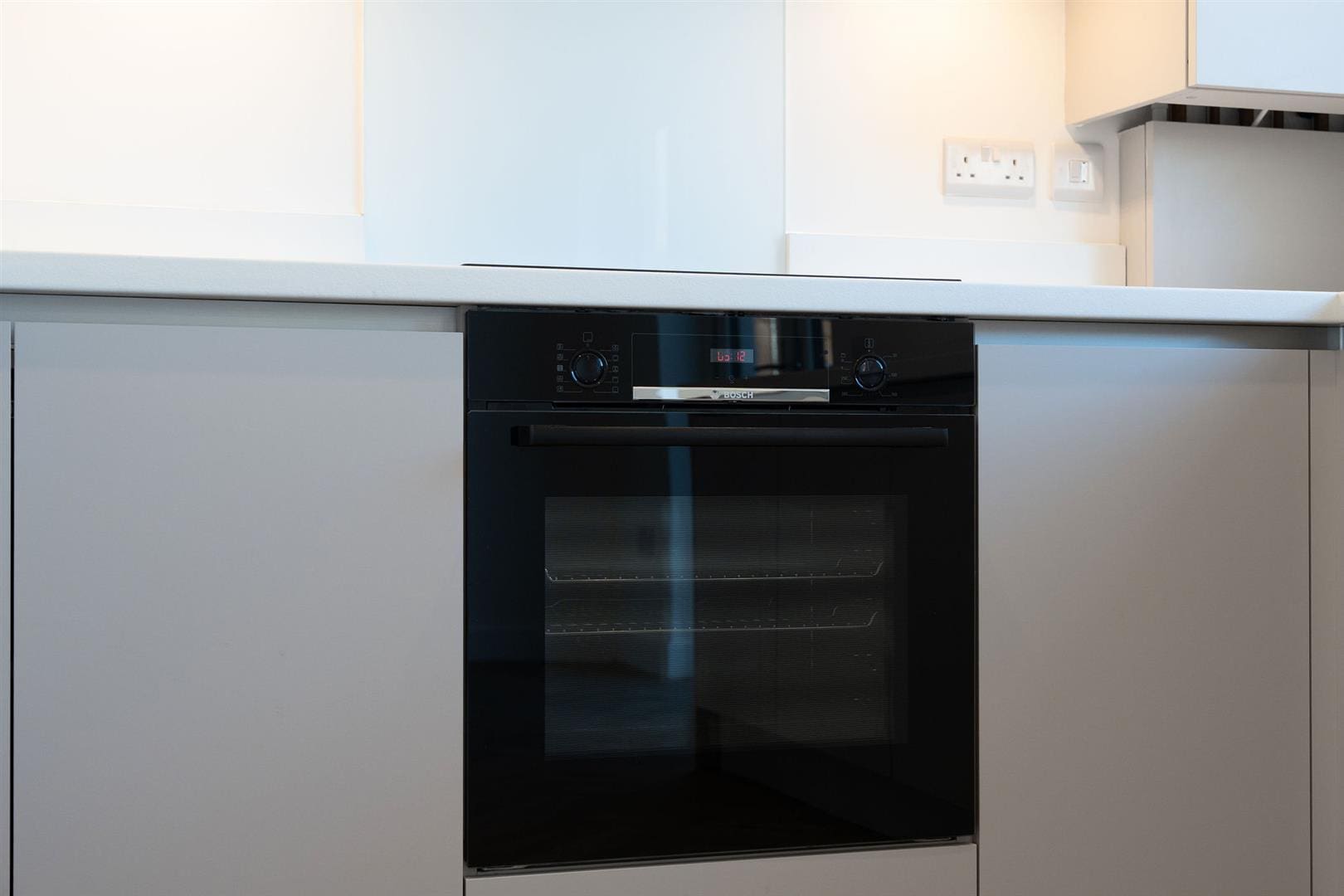 CUP1505PEM OVEN DETAIL.jpg