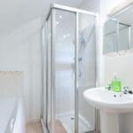 FLAT 8 BED 2 ENSUITE BATHROOM AGAIN
