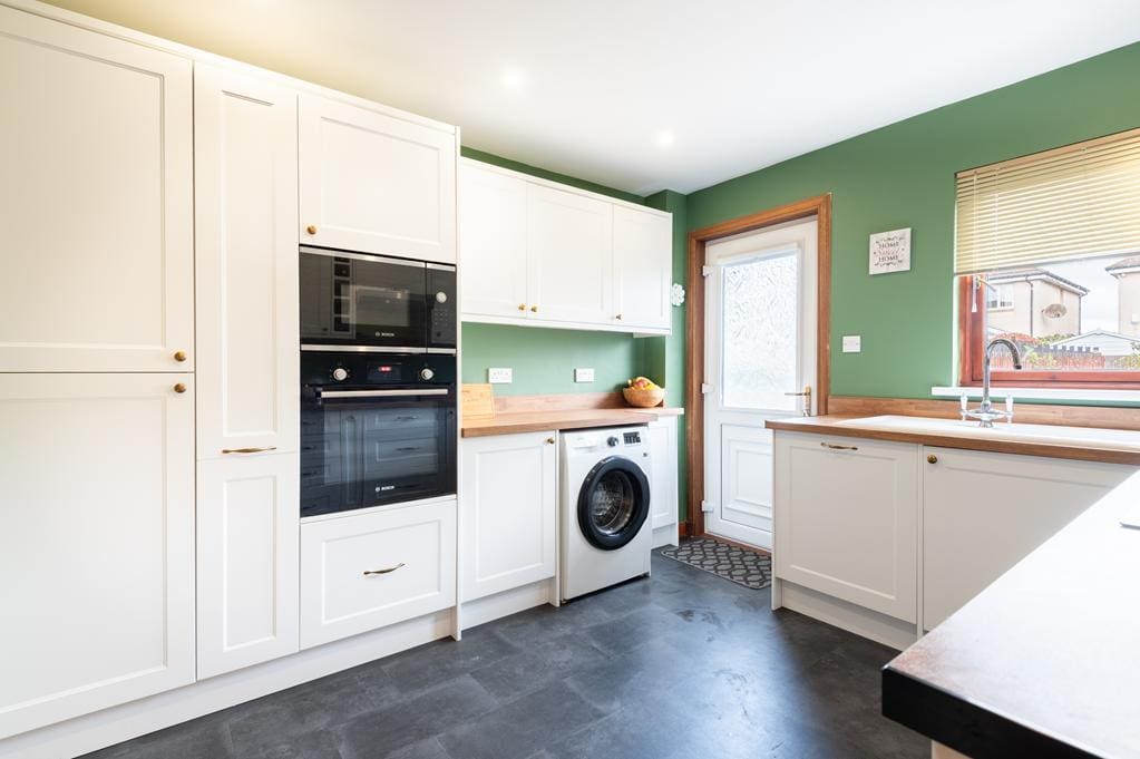 LEV1499PEM KITCHEN
