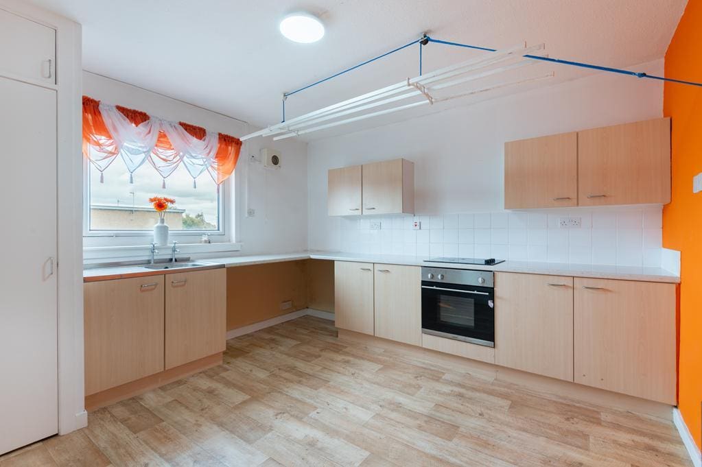 LEV1497PEM DINING KITCHEN.jpg