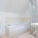 FLAT 8 BED 2 ENSUITE BATHROOM