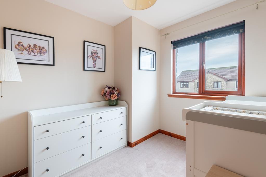 LEV1499PEM BEDROOM 3