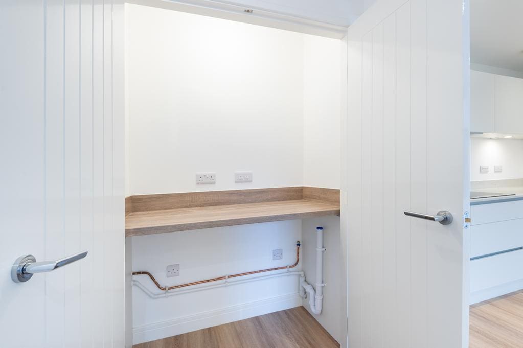 CUP1517JMP LAUNDRY CUPBOARD.jpg