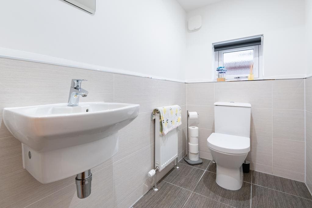 DOWNSTAIRS WC