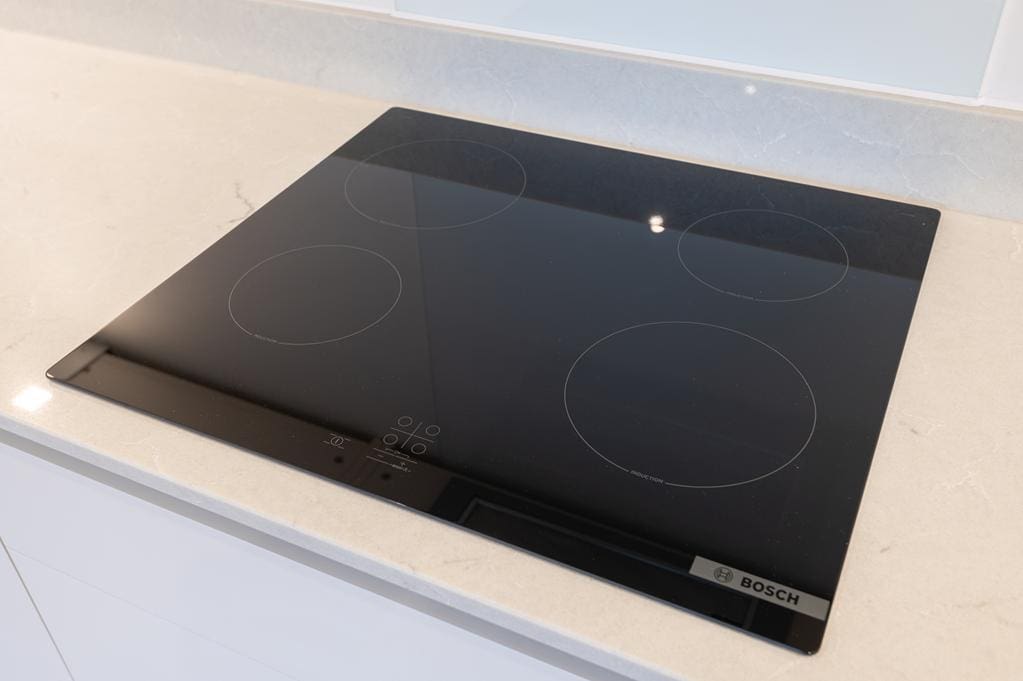 CUP1517JMP DINING KITCHEN DETAIL 2.jpg