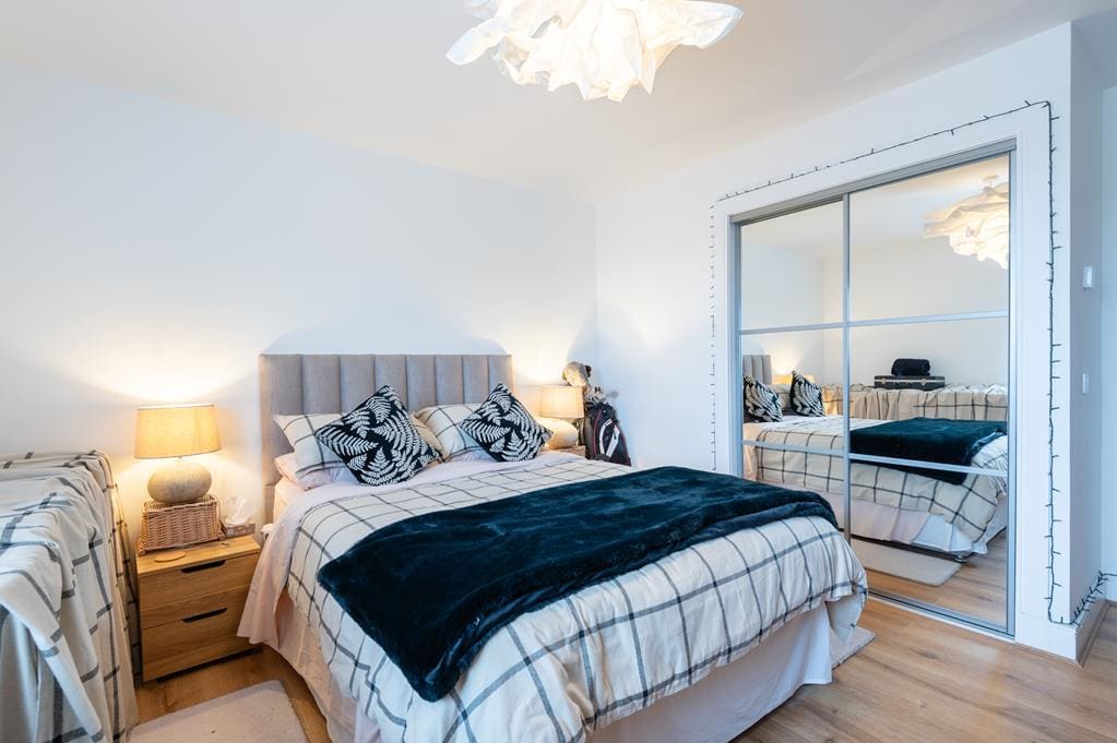 BEDROOM 4 AGAIN