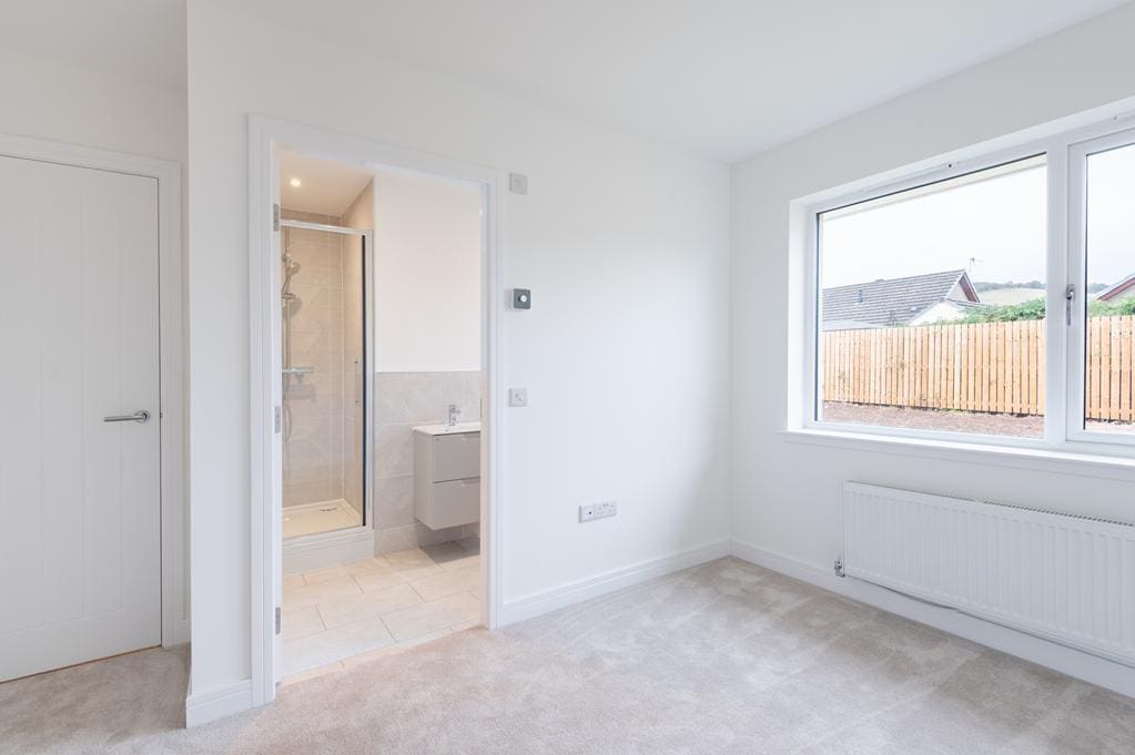 CUP1517JMP MASTER BEDROOM to en suite.jpg