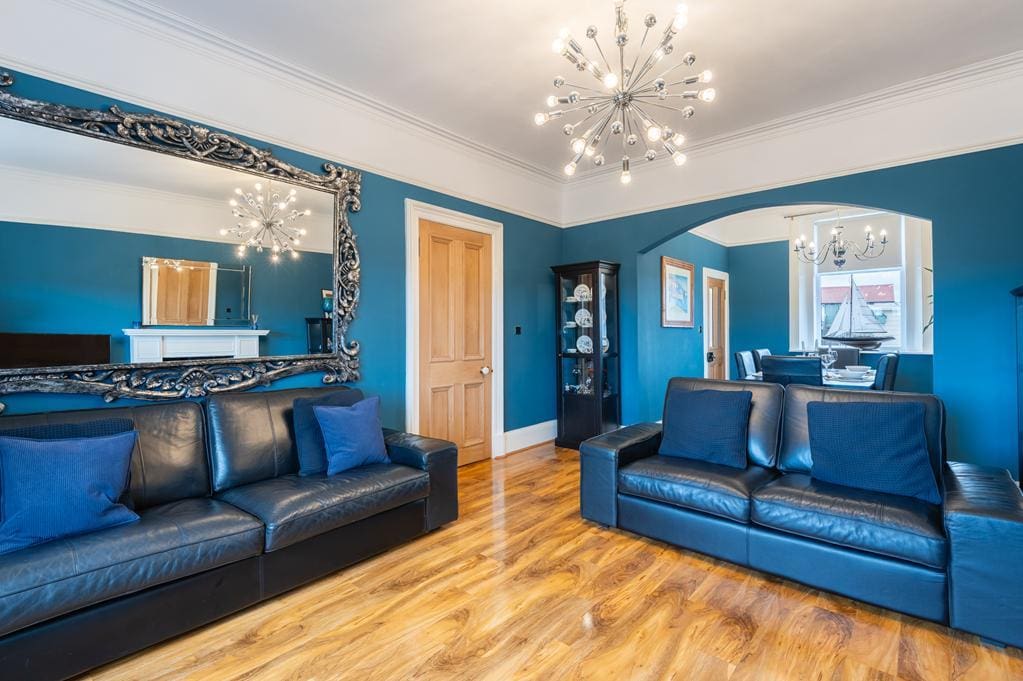 CUP1513JMP LIVING ROOM AGAIN.jpg