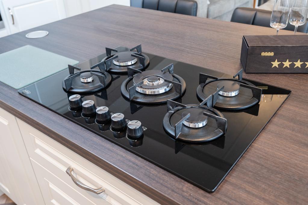 KITCHEN DETAIL 4