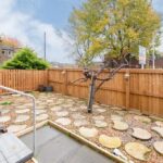 LEV1511JMP FRONT GARDEN.jpg