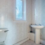 LEV1504PEM SHOWER ROOM AGAIN.jpg