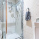 LEV1511JMP SHOWER ROOM.jpg
