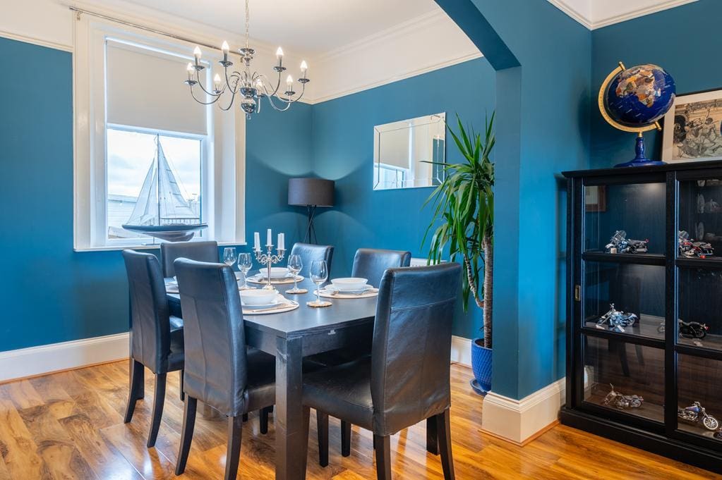 CUP1513JMP DINING ROOM.jpg